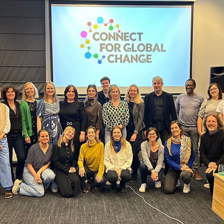 Ryhmäkuva Connect for Global Change hankkeen kumppaneista.